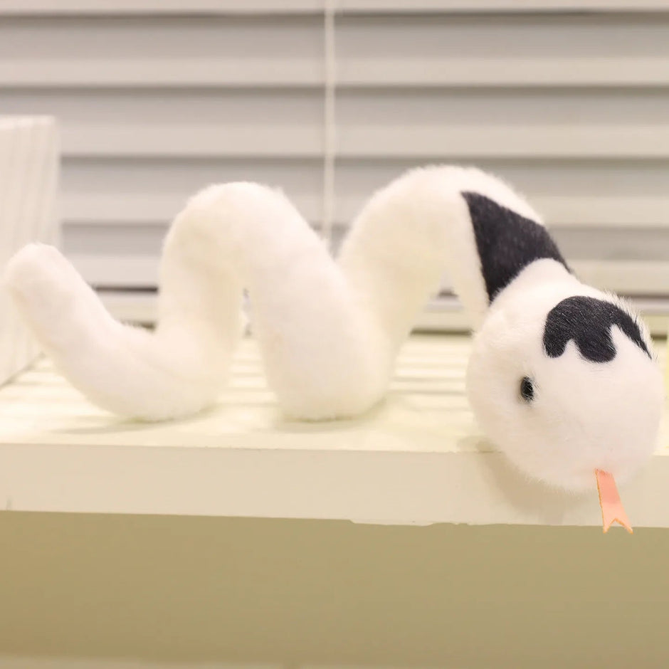 Luno the Dreamy Snake KAEMEX