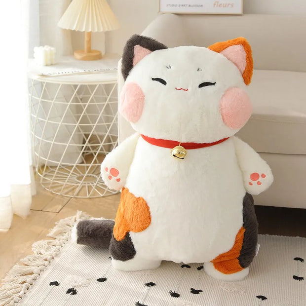 Japan Calling Bring Fortune Cat Plushie Stuffed Animals Flower Orange White Cats Throw Pillow Neck Bell Decor Necklace Toys KAEMEX