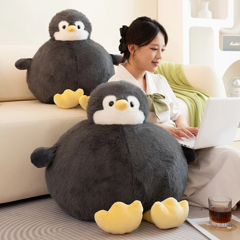 Moki the Snuggly Penguin KAEMEX