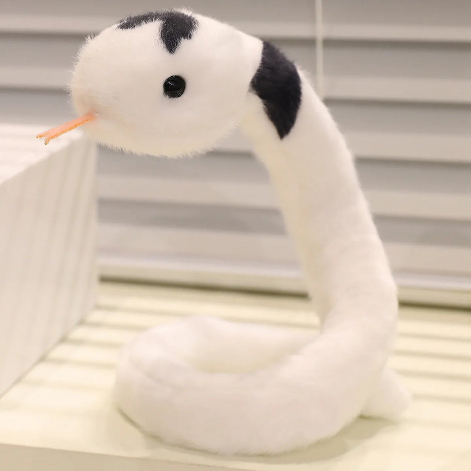 Luno the Dreamy Snake KAEMEX